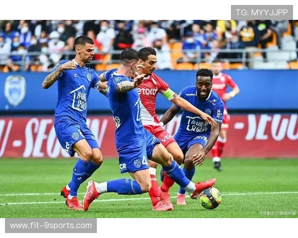 拜仁意图缩短球队恢复周期，迎战密集赛程的幕后策略